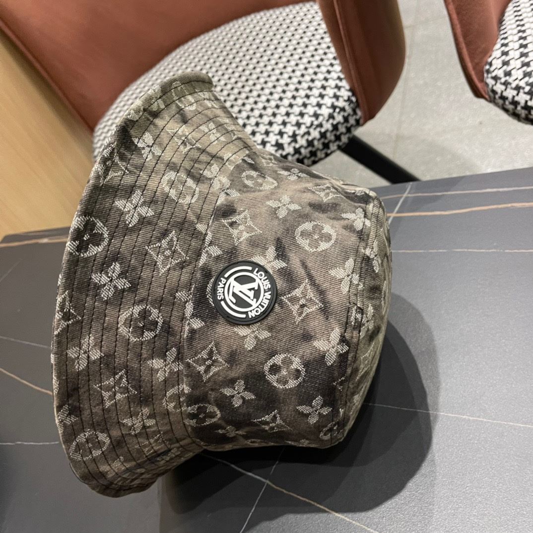 Louis Vuitton Caps